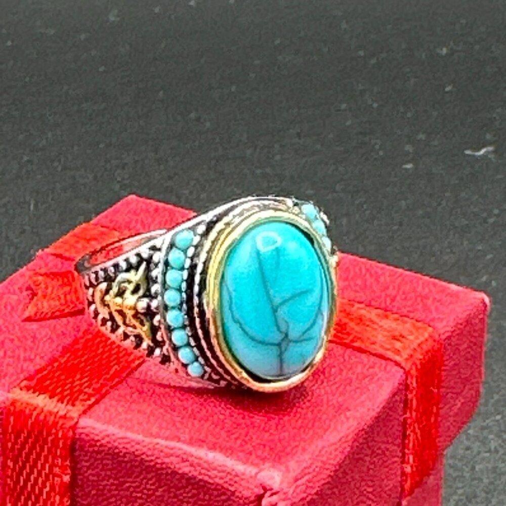 Turquoise Ring Gold and Silver Tone Unisex Size 9-11 - Picture 5 of 16
